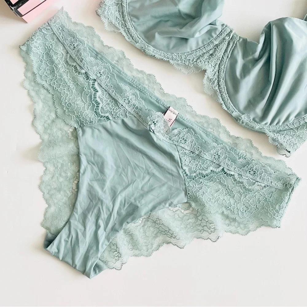32DD LARGE Victoria’s Secret seafoam green bra set